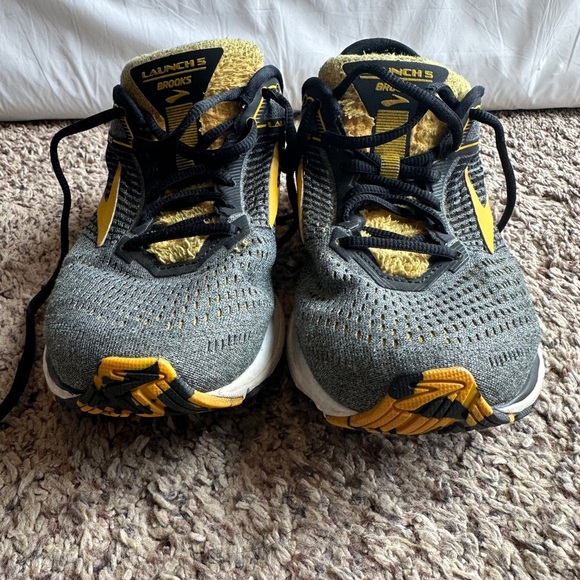 Brooks Launch 5 Pittsburgh 2018 Womens Running Shoes Gray Yellow Size 9 - Picture 8 of 10